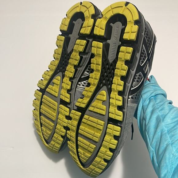 ASICS Gel Quantum 180 Size 11.0 Grey Black with Yellow Green Soles - Picture 7 of 9